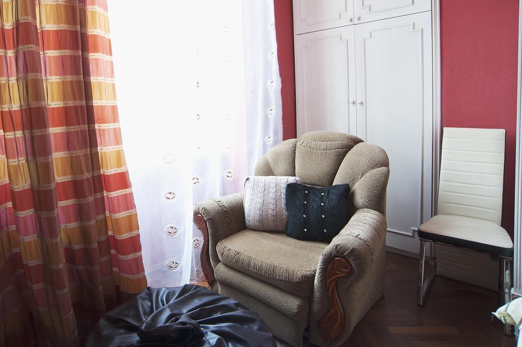 Apartment In Purtseladze Street Tbilisi Exterior photo