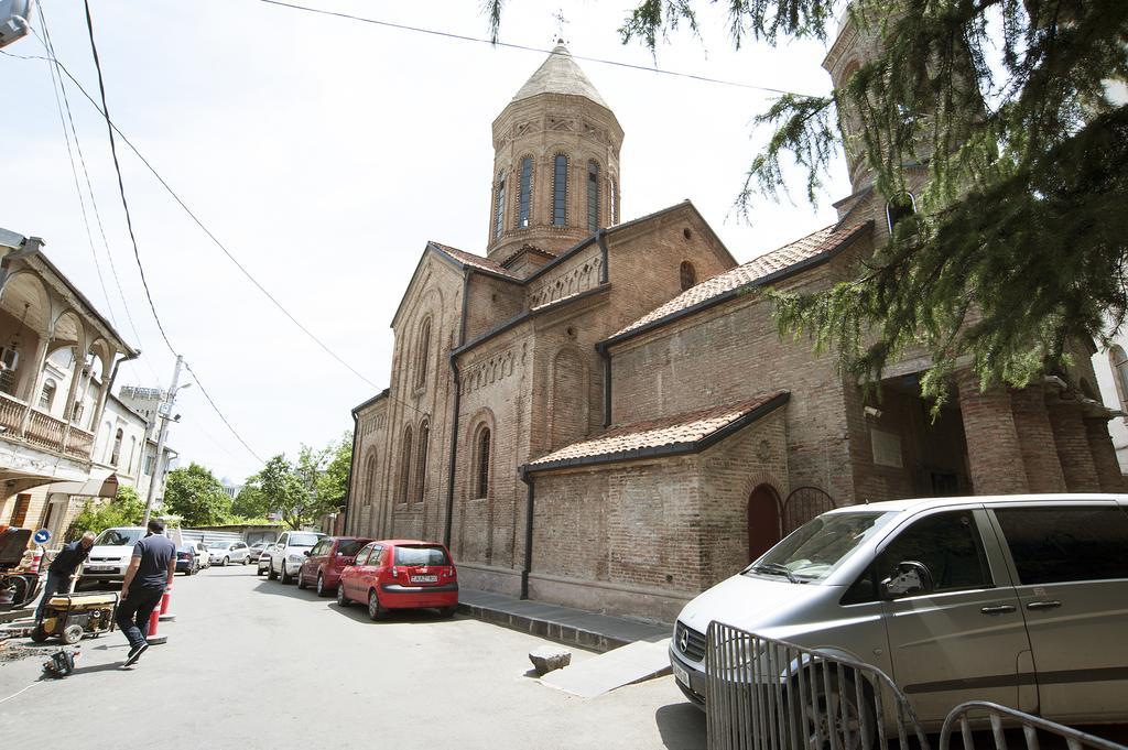 Apartment In Purtseladze Street Tbilisi Exterior photo
